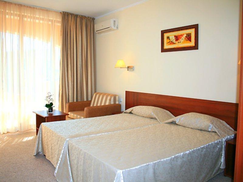 Hotel Central Golden Sands Exteriör bild