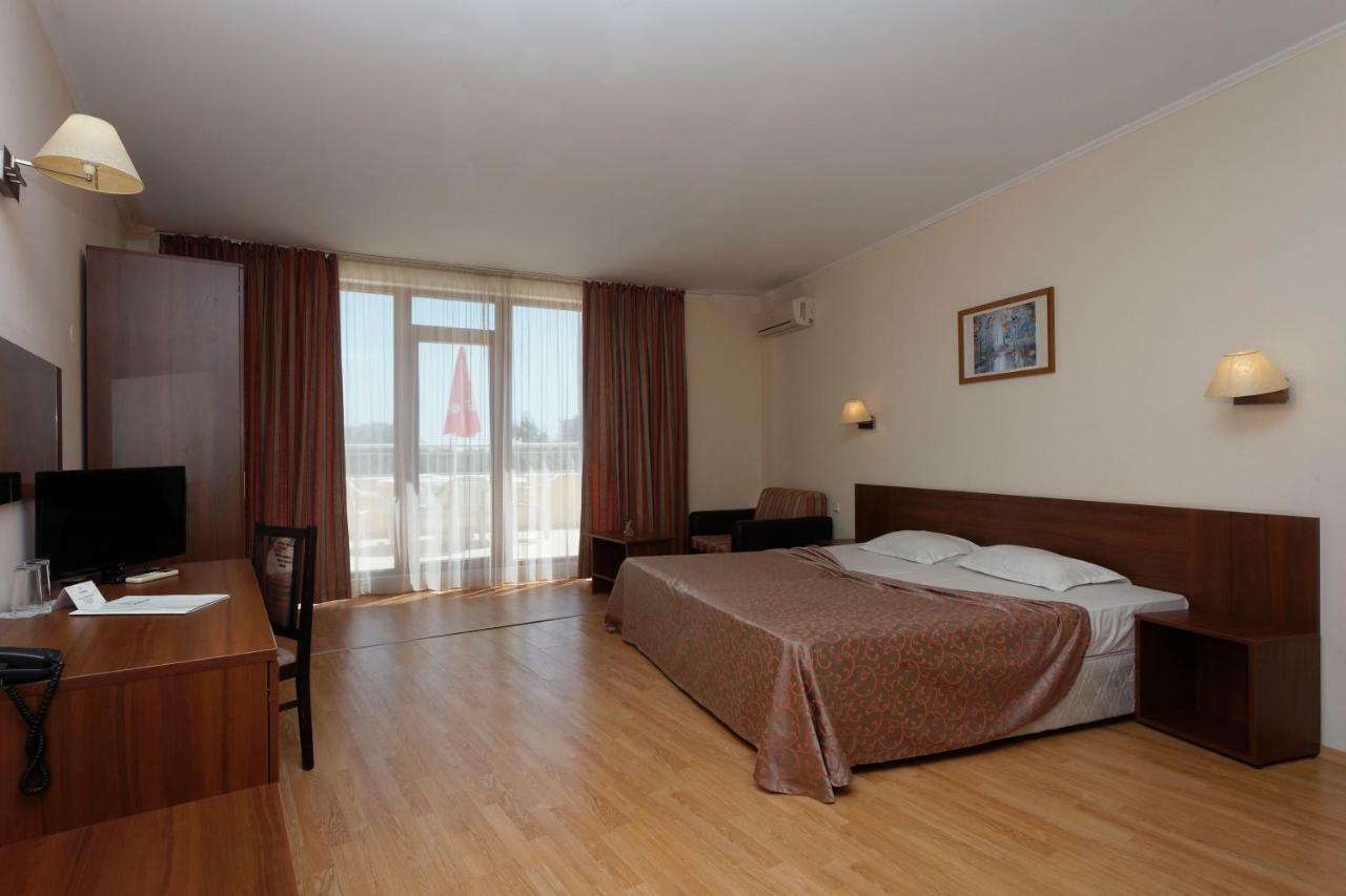 Hotel Central Golden Sands Exteriör bild